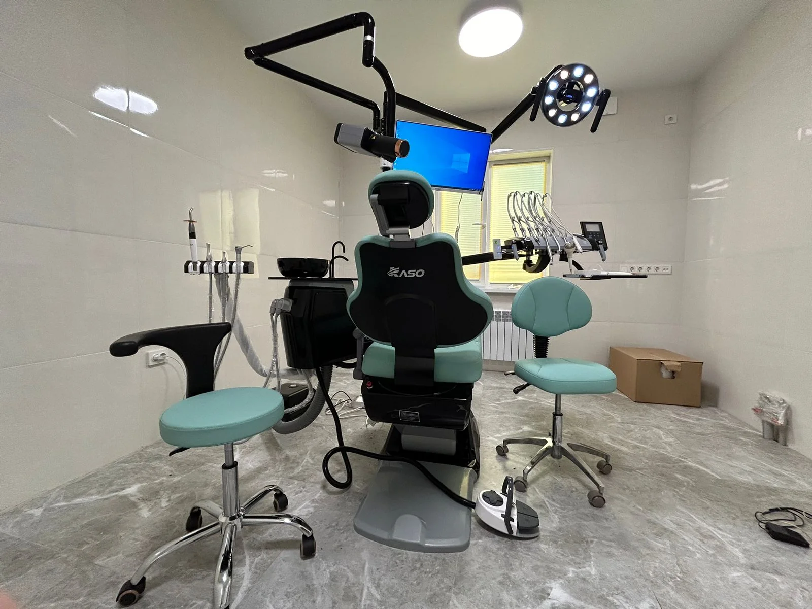 KS-R4 dark clinic reference